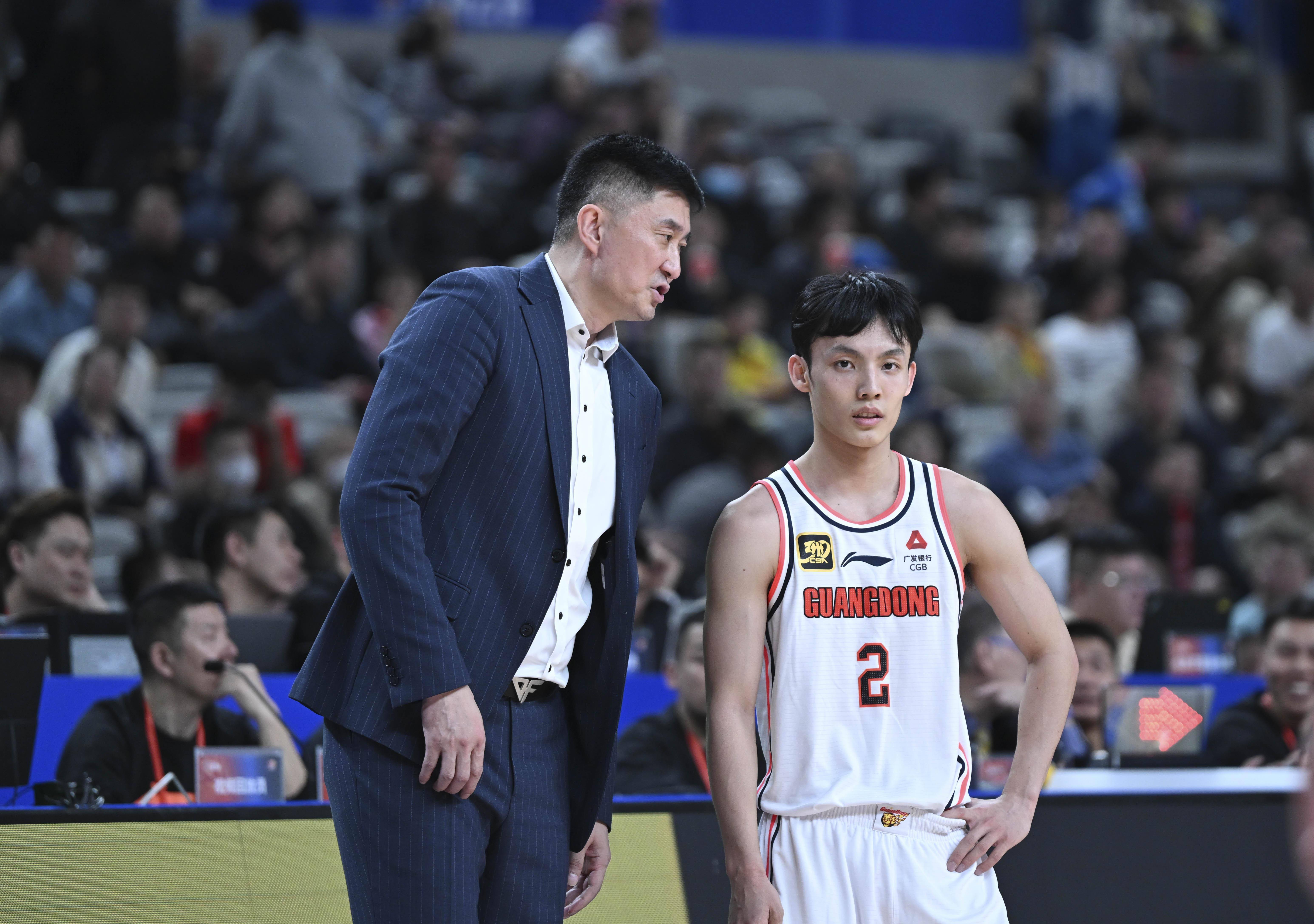 关于窗口期CBA季后赛焦点战，广东宏远队长鼓劲，赛场秩序良好，球队文化再被提及的信息