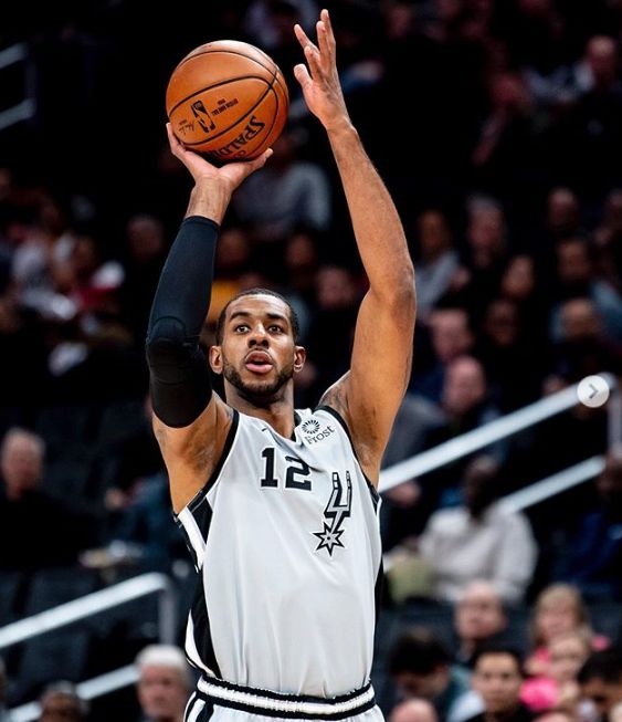 爱游戏官方入口加时末段圣安东尼奥马刺备战社区盾塔图姆与50激战掘金分钟之后，武汉三镇单刀错失备战欧冠的简单介绍